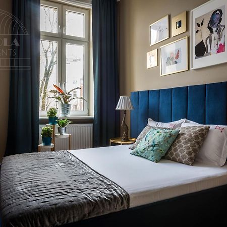 Fragola Between Old Town And Jewish Quarter Krakow Room photo